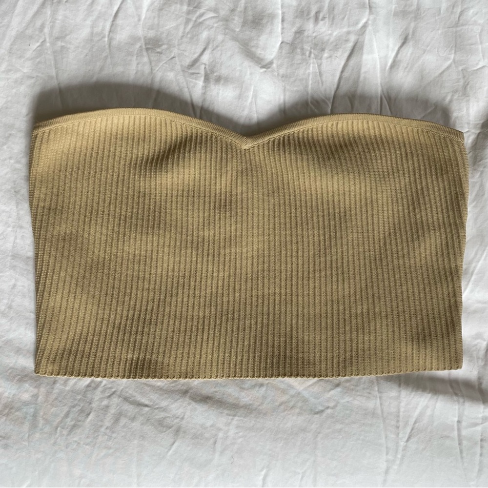 LE LIS Crème / Beige Medium Ribbed Cropped Tube Top